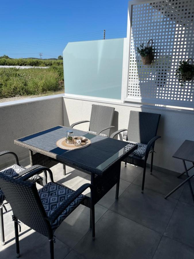 Asterias Apartment Nea Peramos  Exterior photo